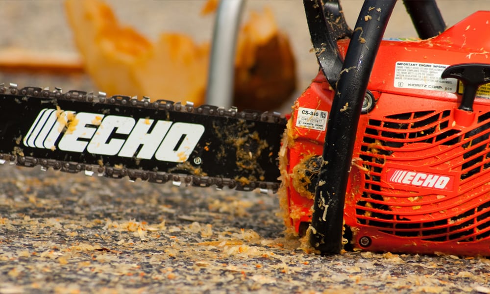 A close up of a echo chainsaw